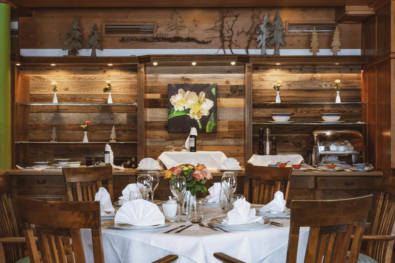 Alpejski Boutique Hotel カルパッチ エクステリア 写真