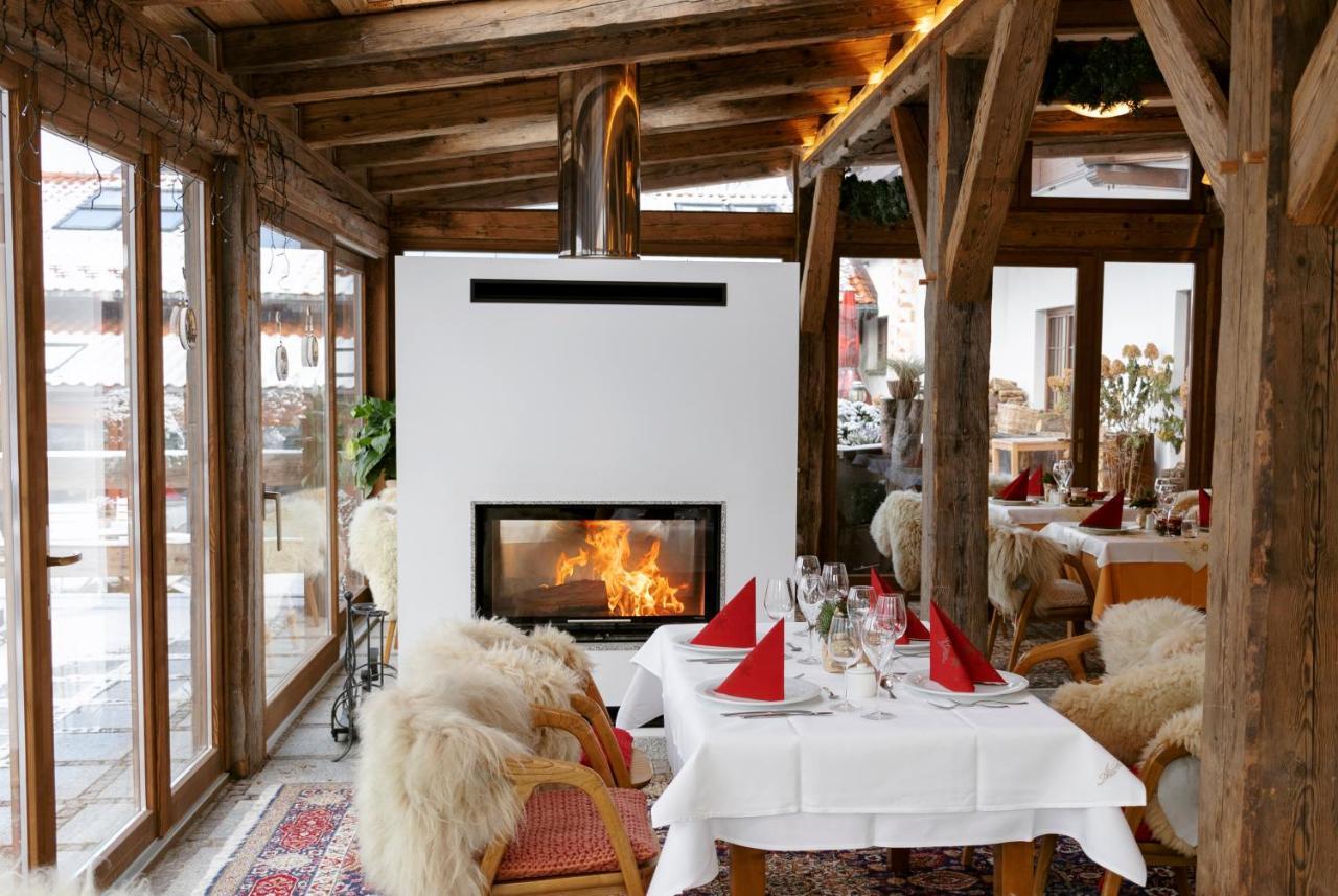 Alpejski Boutique Hotel カルパッチ エクステリア 写真